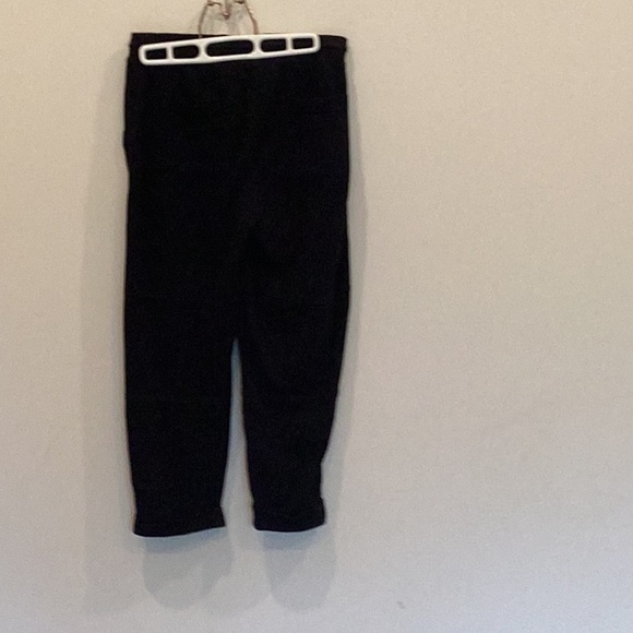 3 DOT Black drawstring textured Cotton cropped cuffed pant. - Picture 4 of 6